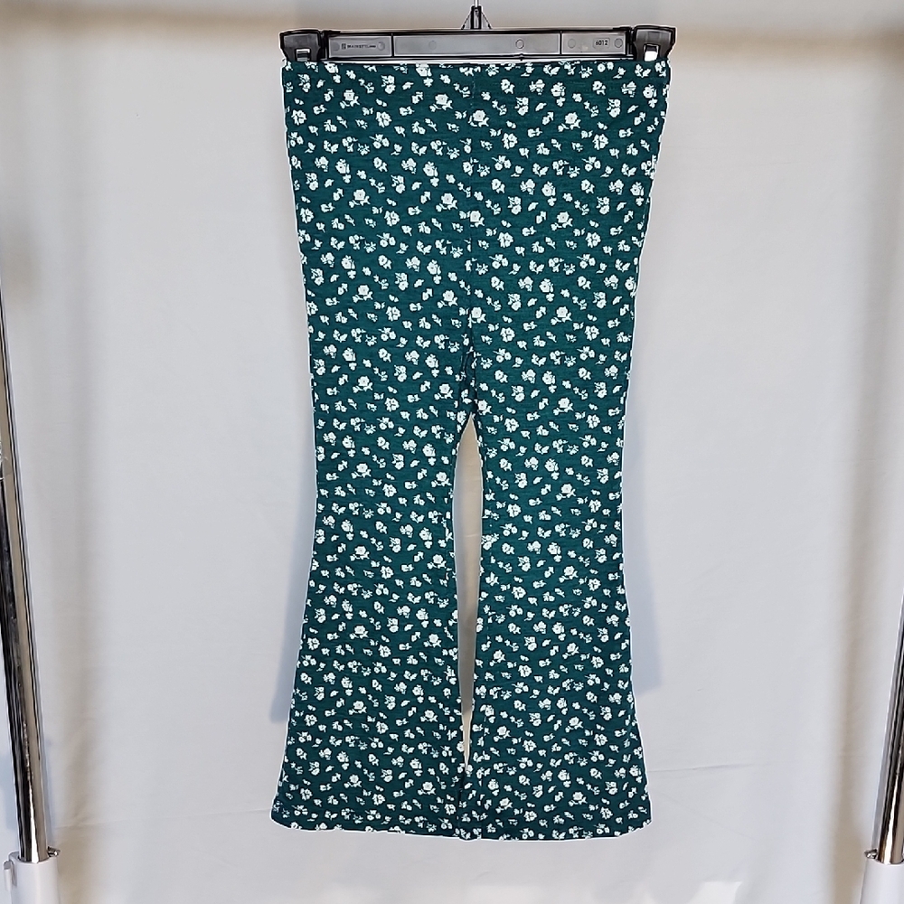 SHEIN White and Teal Sweetie Set - Picture 5 of 6